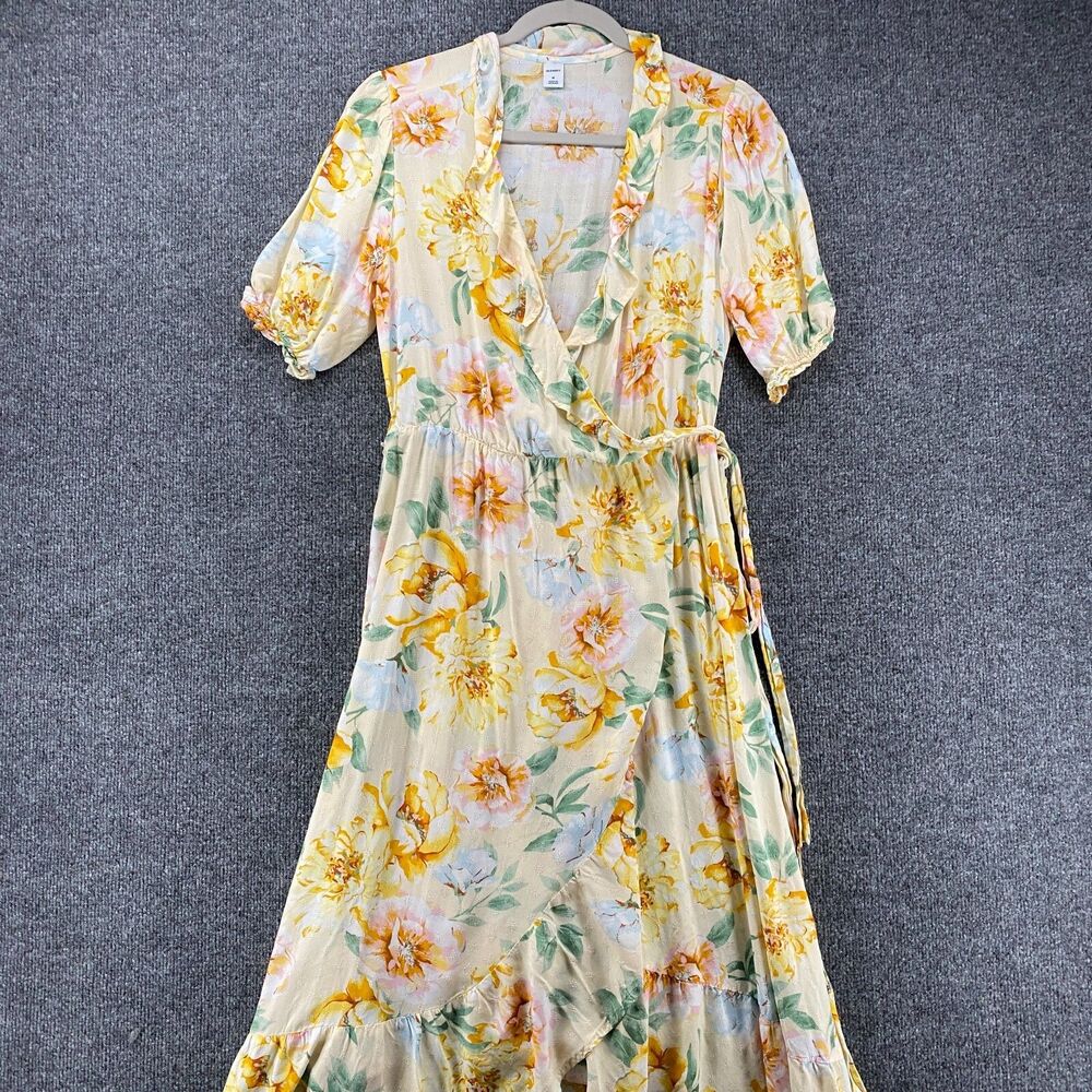 Old Navy Wrap Dress Size M Yellow Floral‎ V-Neck Fairy Cottagecore Boho Sundress